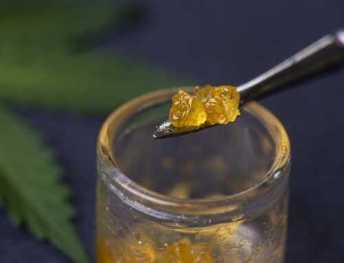 Difference between live resin vs. distillate